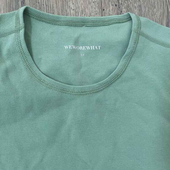 WeWoreWhat Cropped Muscle Tank Fair Green Sleeveless Workout Top Women’s Small - Picture 3 of 6